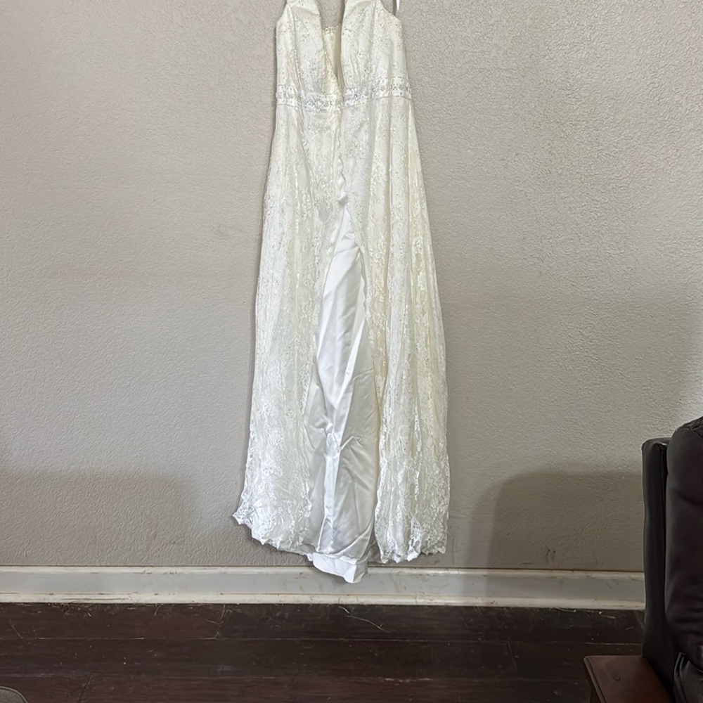 Elegant White Lace Gown